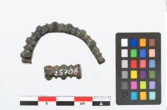 Foto von Bronzeknotenarmreif (NHMW-PRAE-025706)